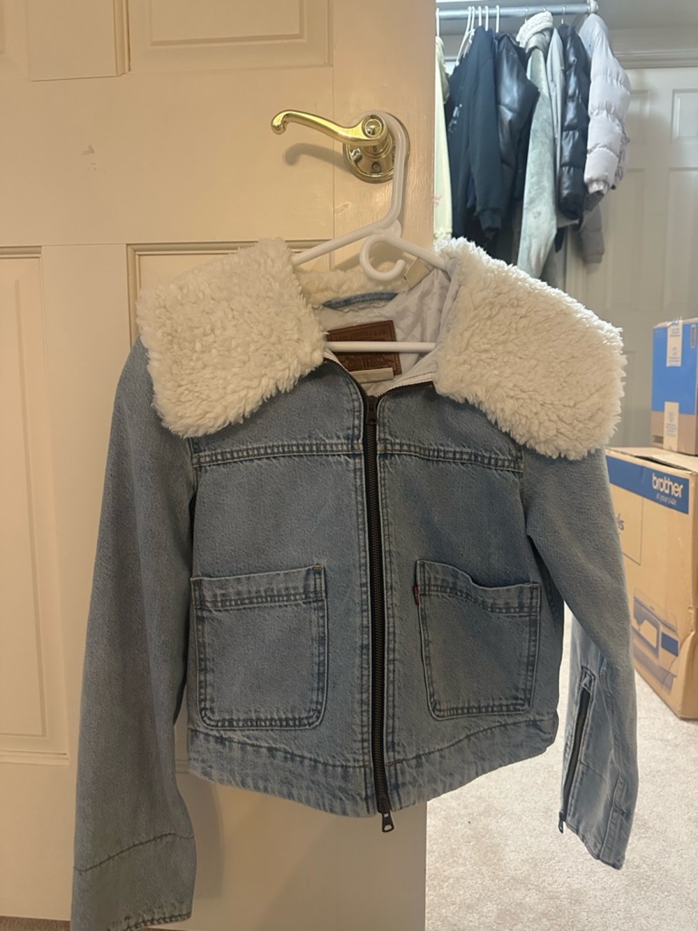 Women’s Levi’s Denim Jacket with Sherpa Collar